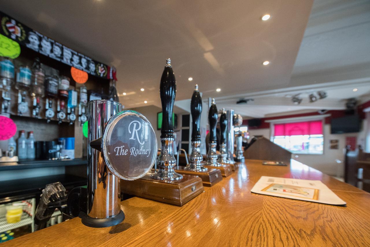 The Rodney Hotel Warrington Bagian luar foto